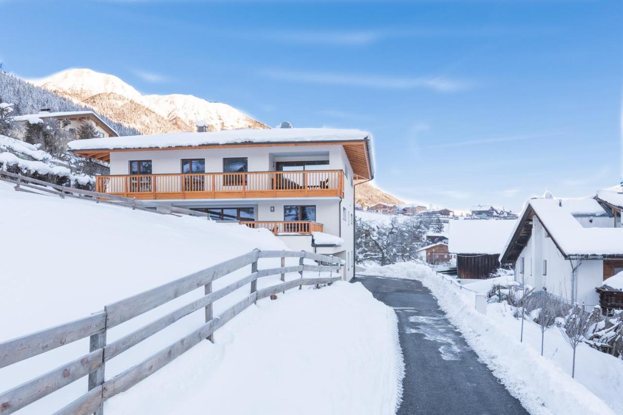 Apartment Im Huggn Fulpmes Exterior foto
